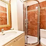 Elegant Bien Situe Votre Havre De Paix A Paris-ii 아파트 파리