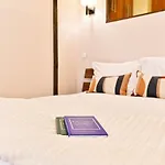Elegant Bien Situe Votre Havre De Paix A Paris-ii * 파리